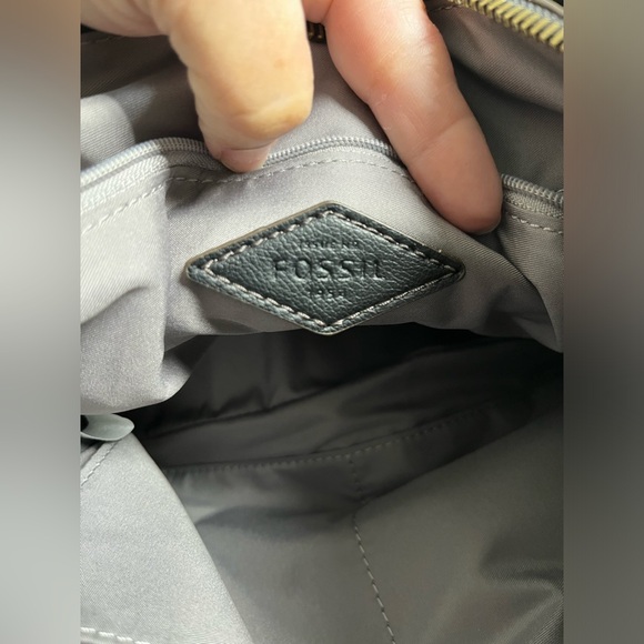 Fossil Black Leather Cross body Bag Purse - Picture 7 of 13